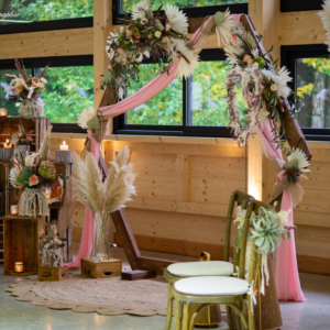 Location arche hexagonale en bois